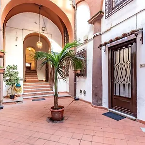  Appartamento Lovely Ground Floor Colosseo Wi-fi Ac Italia